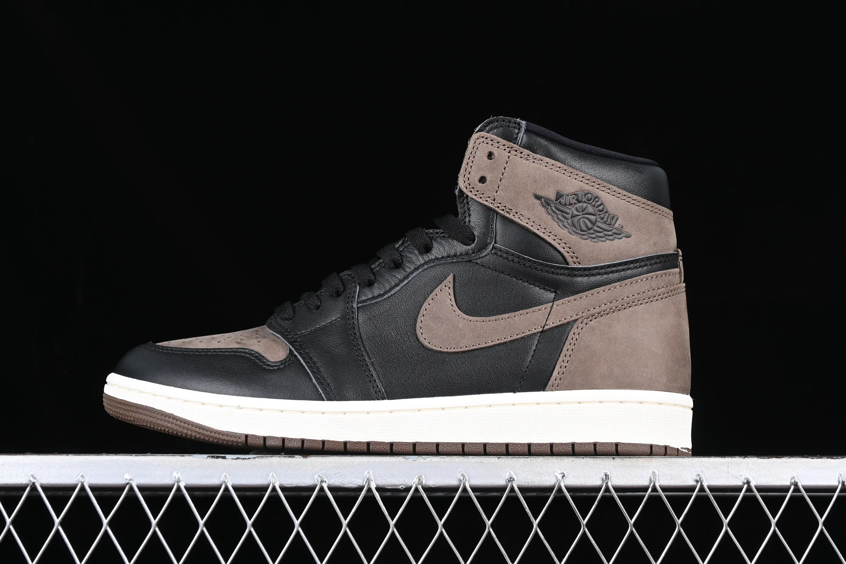 All categories Air Jordan Jordan series basketball shoes Air Jordan 1 High LJR version Air Jordan 1 High OG "Black Cement" AJ1 Joe 1 Mocha black toe DZ5485-020